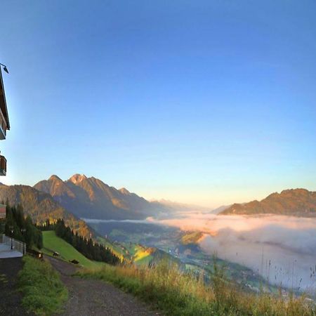 Hotel Hahnbaum Санкт-Йоганн-ім-Понгау Екстер'єр фото